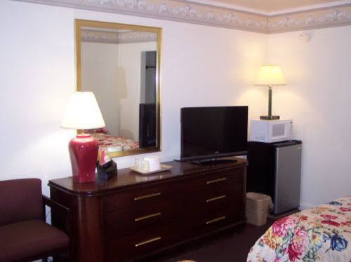 Shore Hills Motel Манасквен Экстерьер фото